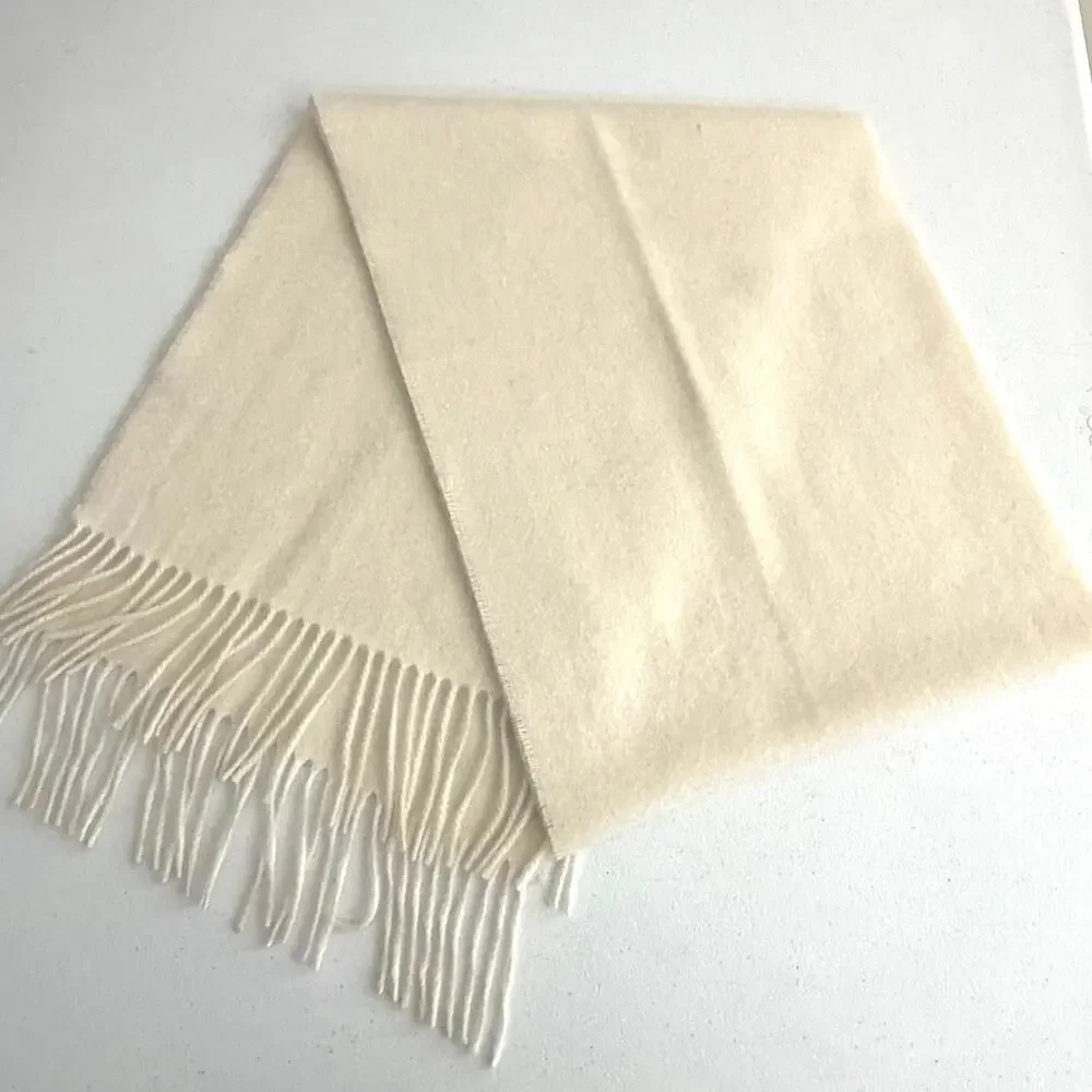 V.FRAAS IVORY 100% cashmere scarf